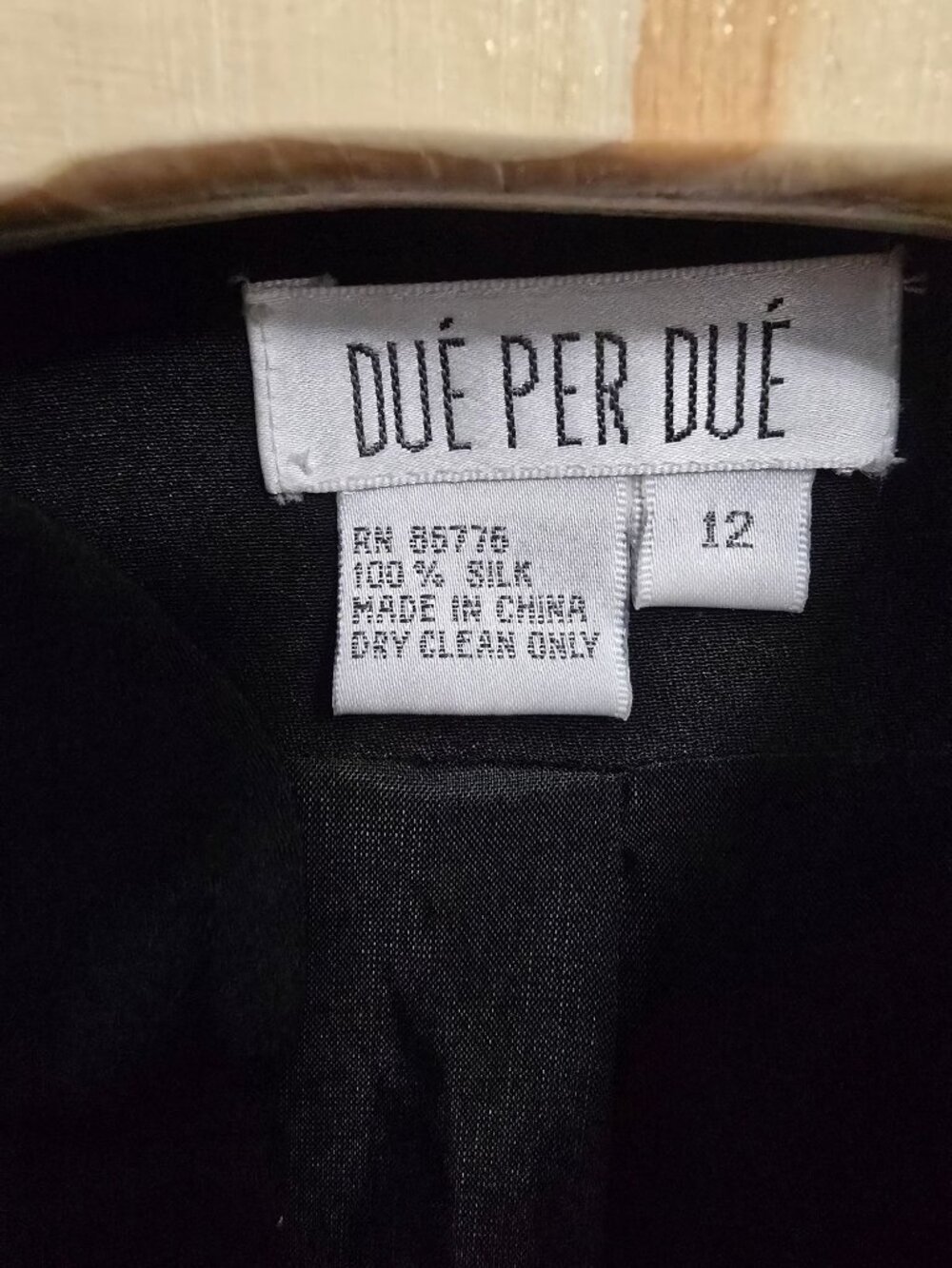 Vintaeg Due Per Due Black Silk Womens Lightweight Jacket Mandarin Collar Size 12 - Picture 3 of 8